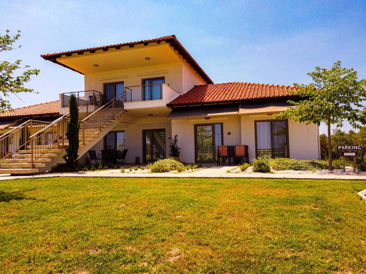 Varkes Suites 1 Νέα Ποτίδαια Εξωτερικό φωτογραφία